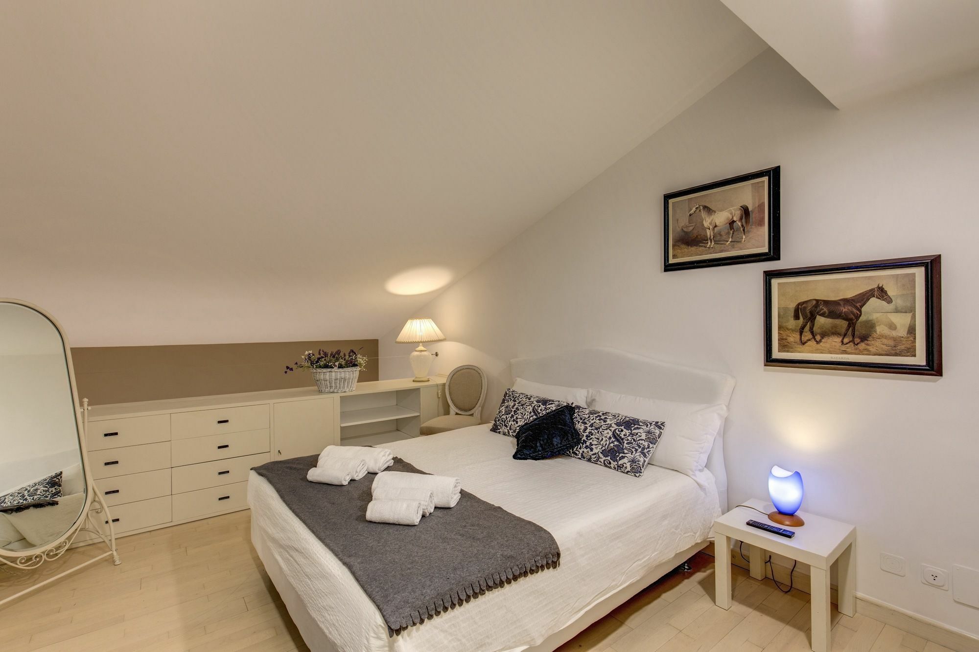 Trevi Miracle Suite Рим Екстер'єр фото