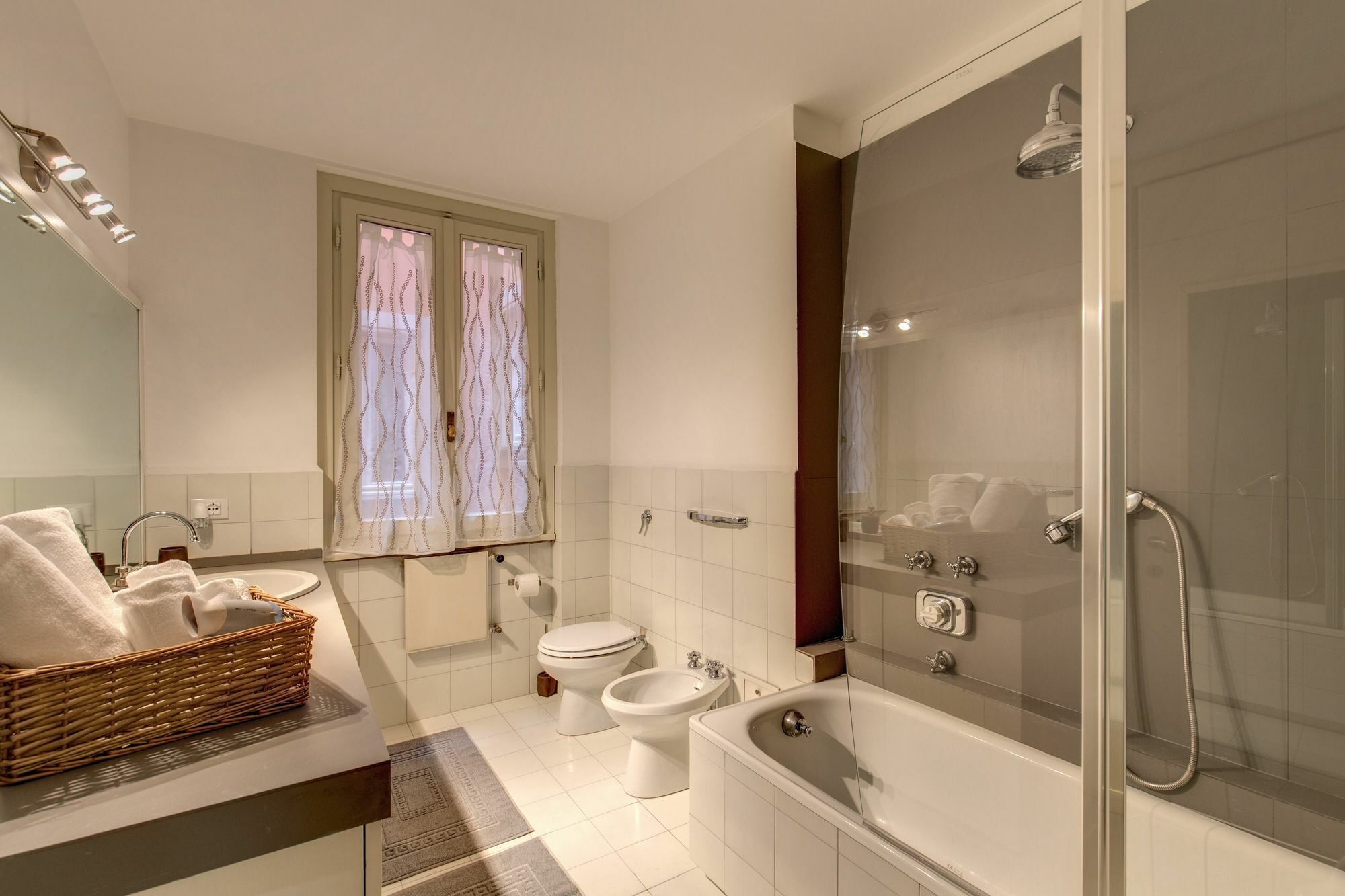 Trevi Miracle Suite Рим Екстер'єр фото