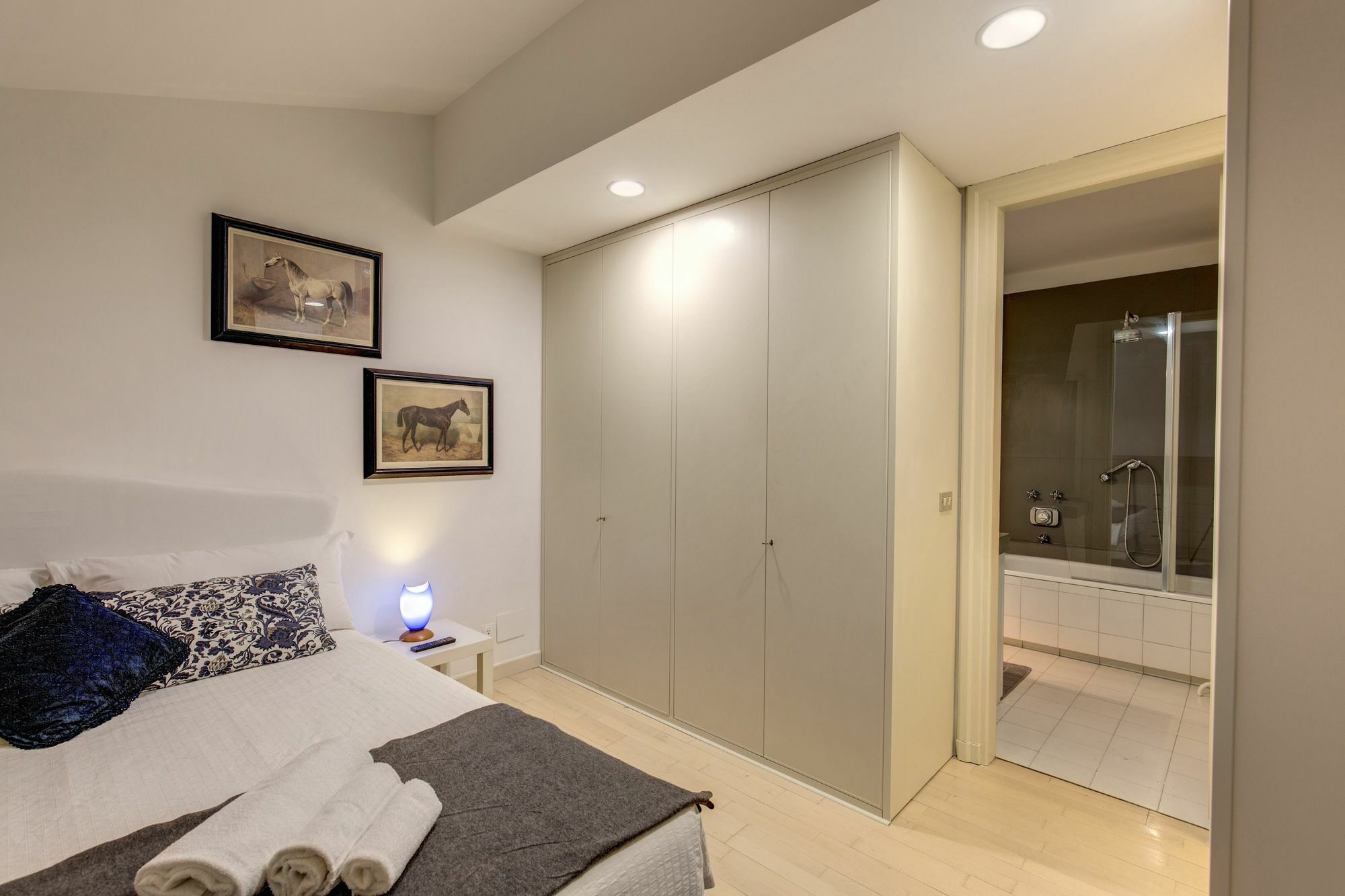 Trevi Miracle Suite Рим Екстер'єр фото